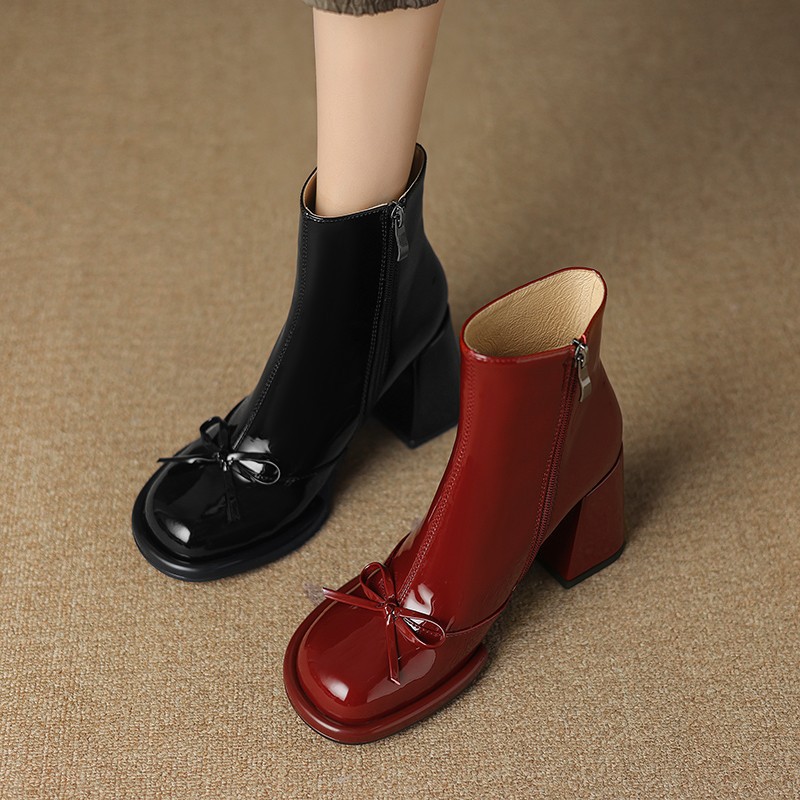 Women'S Shoes Trending 2025 - Botines góticos de tacón alto para