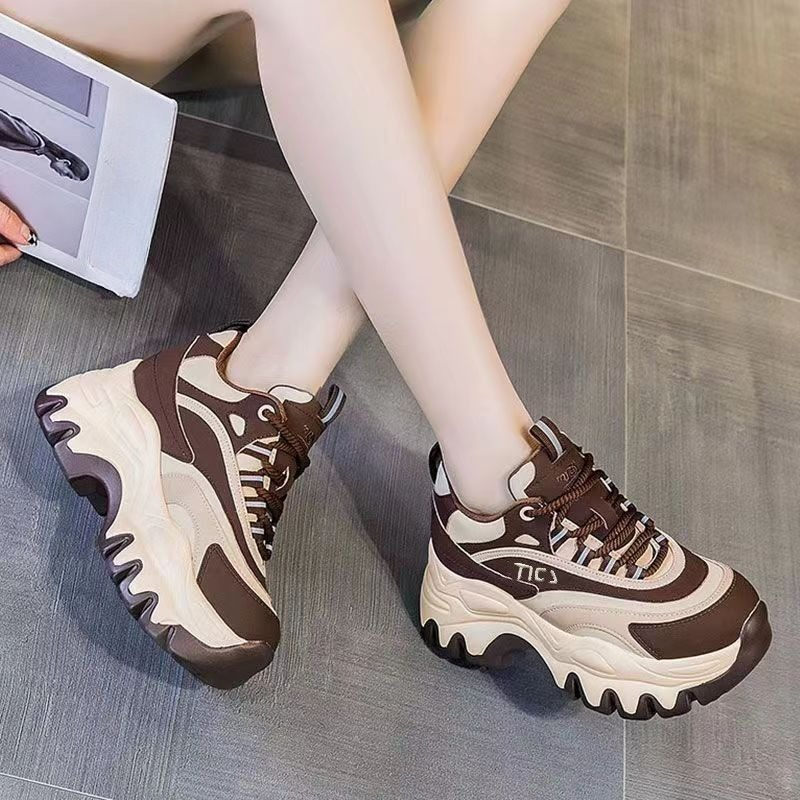 Women'S Shoes Trending 2025 - Zapatillas de deporte versátiles con suela