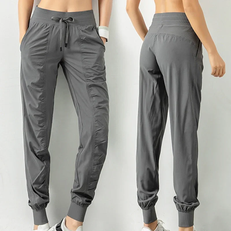 Pantalones de chándal de tela  - Women Shoes Joggers reseña y precio