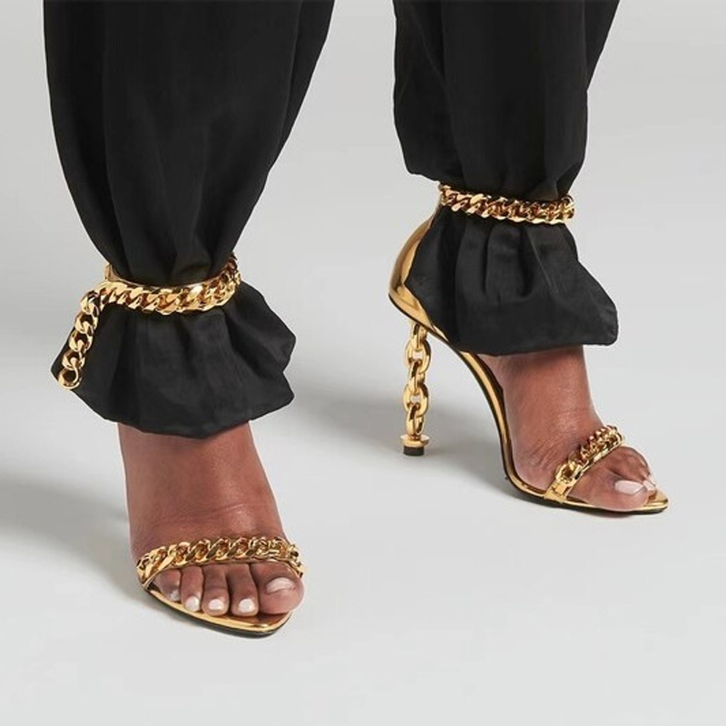 Sandalias sexis de tacón con c - Gold Chain Sandal reseña y precio
